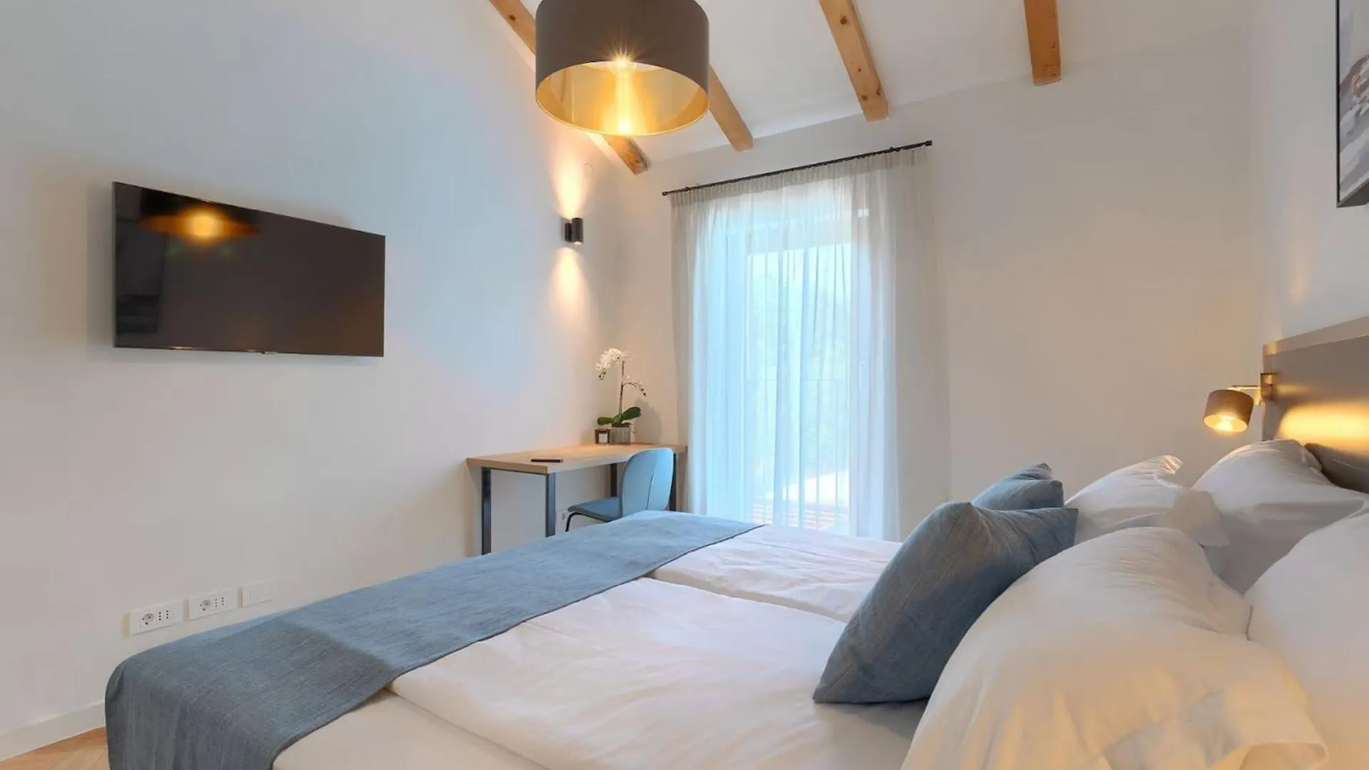 Modern Villa Fritula With Pool In Vizinada Lasci 0*,
