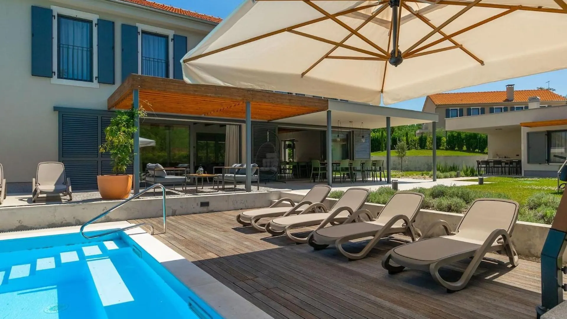 Modern Villa Fritula With Pool In Vizinada Lasci 0*,
